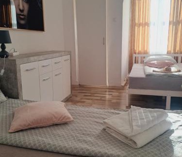 Miercurea-Ciuc Apartment | Highly Rated 7 Levél Central Apartments with Family Amenities