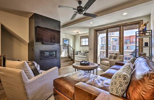 Frisco House | Ideal Frisco Townhome with Hot Tub - Rated 10/10 by Guests