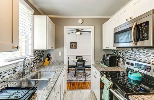 Inglewood House | 7 Mi to Dtwn: Apt w/Spacious Yard in Nashville