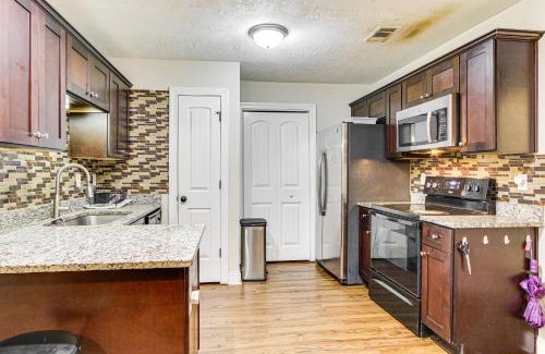 Grovetown House | 7 Mi to Dtwn Augusta Townhome Near Shops and Eats!