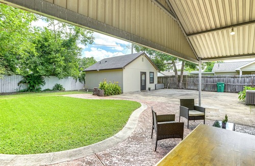 Southeast Houston House | 7 Mi to Dtwn Houston: Family Home w/Patio & Yard