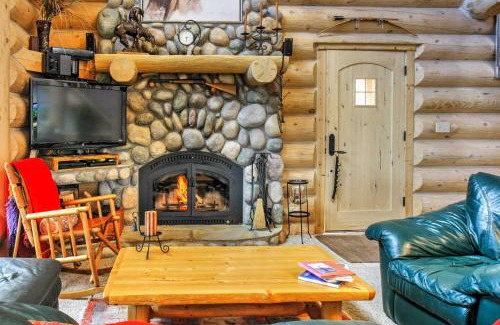 Granby House | Tranquil Granby Cabin with Mountain Views and Spa Amenities