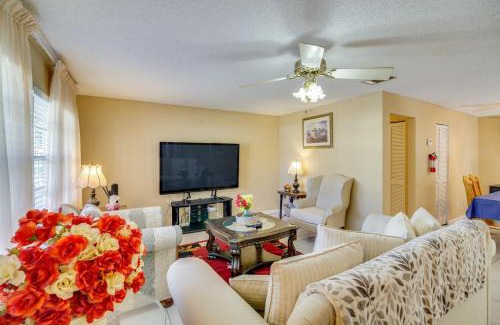 Tropic House | Pet-Friendly Melbourne Home Just 7 Mi from Satellite Beach!