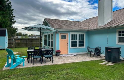 Hubert House | 7 Mi to Swansboro Boardwalk Hubert Rental with Yard