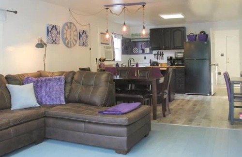 Annapolis House | Prime Location Near K Bridge and Clearwater Lake - 9.8 Rated