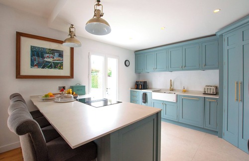 Valbonne Villa | 7 min walk from Valbonne village. Full AC & recently renovated, with pool.