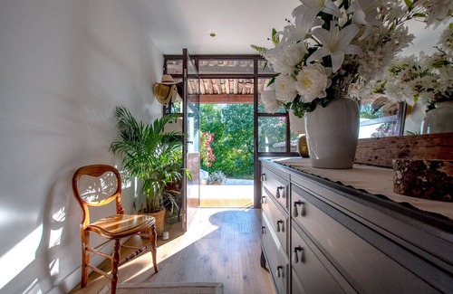Valbonne Villa | 7 min walk from Valbonne village. Full AC & recently renovated, with pool.