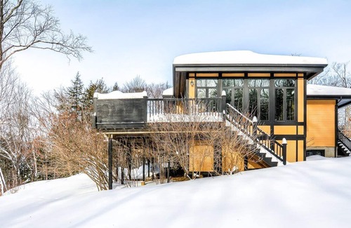 Mont-Tremblant Ski Chalet | 7 minutes away for the hills
