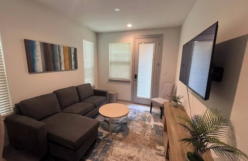 Northside House | Convenient Stay Just 7 Minutes from Downtown Houston