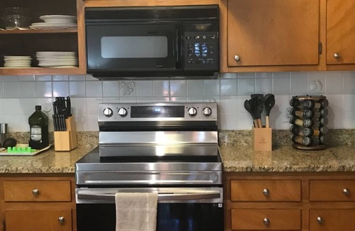 Northeast Raleigh House | Family-Friendly Retreat 7 Minutes from Downtown Raleigh