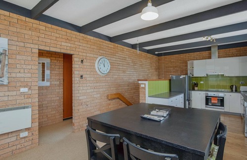 Bermagui House | 7 Murrah Street - Enclosed Entertainment with Ocean Views