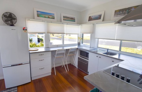 Bermagui House | Cozy Murunna Cottage with Oceanfront Views & Pool