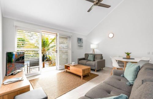 Noosaville Apartment | Relaxing Pelican Beach Resort with Pool & Family Amenities