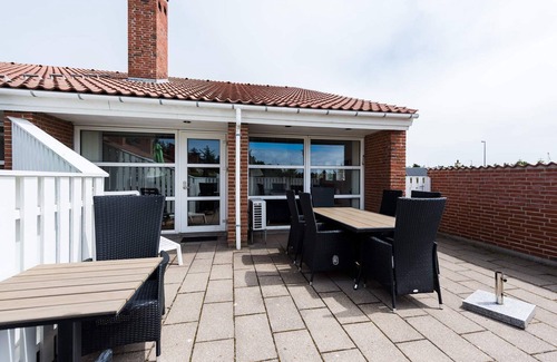 Blavand Strand House | Beautiful 7-Person Holiday Home with Oceanfront Views