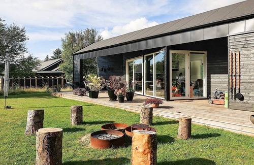 Ertebølle House | Family-Friendly Holiday Home for 7 in Farsø with Breakfast