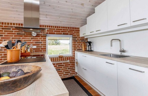 Hvorup Klit House | Family-Friendly 7-Person Holiday Home with Ocean View