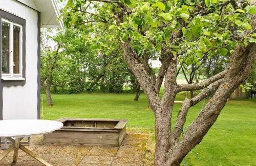 Vara Municipality House | Family-Friendly 7-Person Holiday Home in VARA, Rated 9.5/10