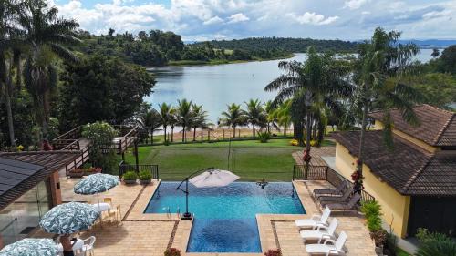 Ibiraci House | Unforgettable Stay at Casa Represa Delfinópolis, 4-Star Retreat