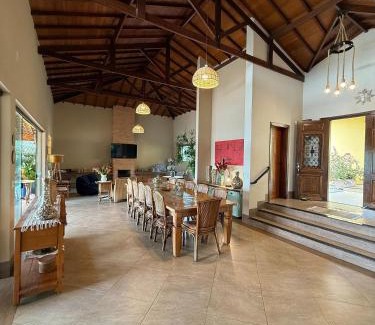 Ibiraci House | Unforgettable Stay at Casa Represa Delfinópolis, 4-Star Retreat