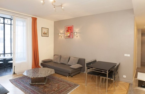 Faubourg-du-Roule Apartment | Elegant Retreat at 7 Rue Washington, Champs Elysees