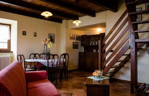 Roncola Bed & Breakfast | Spacious 70 m² Bed and Breakfast with Spa for 6 Guests