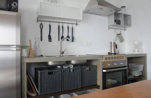 Berchules House | Spacious 2-Bedroom House with Pool for 6 Guests