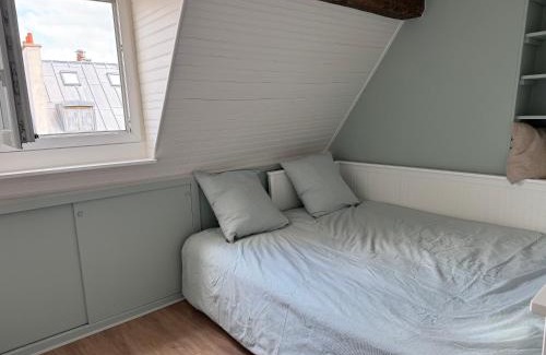 Gaillon Apartment | 70 m2, ideally located in central Paris
