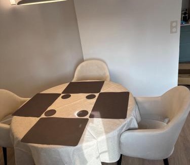 Gaillon Apartment | 70 m2, ideally located in central Paris