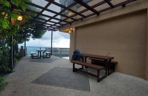 Ruifang Hotel | Spacious 70 m² Motel for Up to 6 Guests - Pet Friendly Retreat