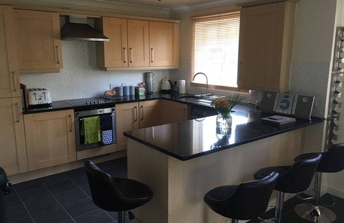St Neots Apartment | Family-Friendly Retreat at 70 Skipper Way - Little Paxton