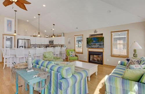 Nags Head House | Discover 7000 Serenity Sands Oceanfront with Pool & Spa
