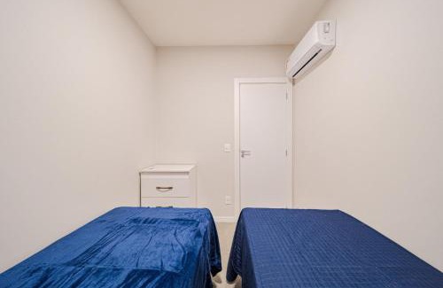 Anita Garibaldi Apartment | Relax at 704 Morse - Your Home Away From Home