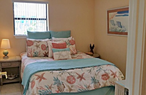 Toilla Segunda Villa | Pet-Friendly Retreat at 704 Via de Luna Dr. - Rated 10/10