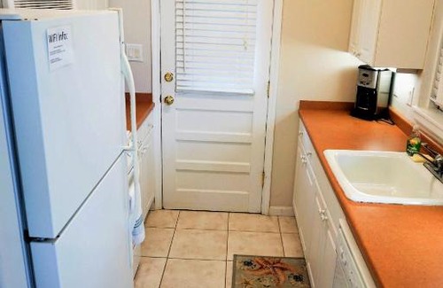 Toilla Segunda Villa | Pet-Friendly Retreat at 704 Via de Luna Dr. - Rated 10/10