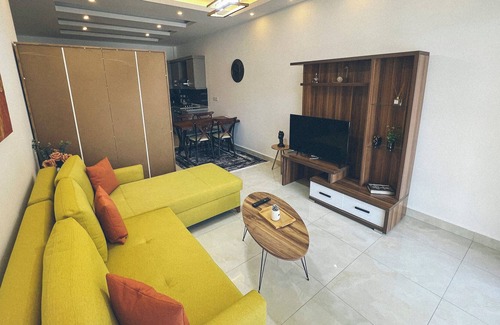 Kargicak Apartment | Relaxing 2-Bedroom Apartment with Pool Near Alanya Beach