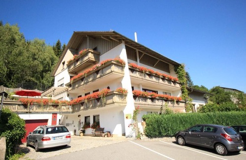 Zwiesel Apartment | Spacious 2-Bedroom Apartment with Balcony & Spa Amenities