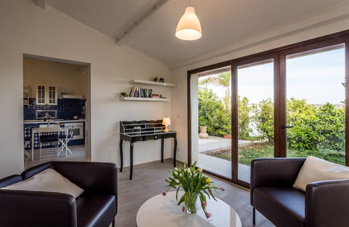 Syracuse Apartment | Exclusive Pool Access and Ocean View in Spacious Flat