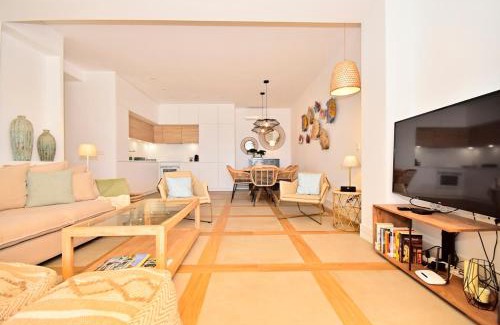 Cala Apartment | Oceanfront Apartment with 70sqm Private Terrace & High Rating