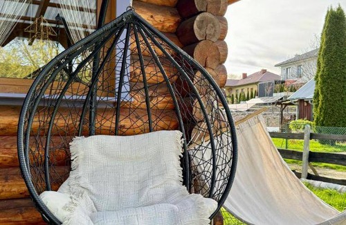 Frysztak Ski Chalet | Relaxing 71 m² Chalet with Pool & Pet-Friendly Amenities