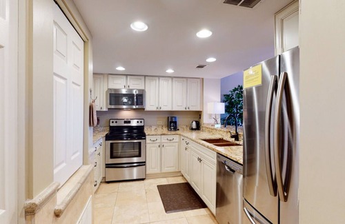 Shelter Cove Villa | Beautiful Marina Views at 7169 Harbourside II - Rated 9.6