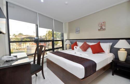 Tagbilaran Hotel | Welcoming 717 Cesar Place Hotel: Family-Friendly Retreat