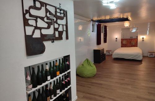 Chalons-en-Champagne Apartment | Romantic 71m2 Cave in Champagne - Rated 8.7/10 & Breakfast
