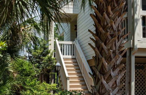 Spinnaker Beachhouses House | Relax at 721 Spinnaker Beach House with Pool & Family Fun