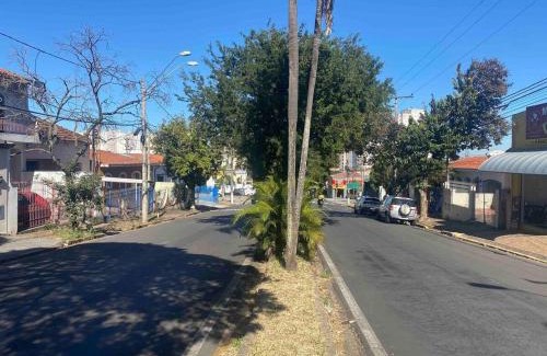 Campinas House | Cozy Casa: Top-Rated 2-Bedroom with Wi-Fi & Pet-Friendly