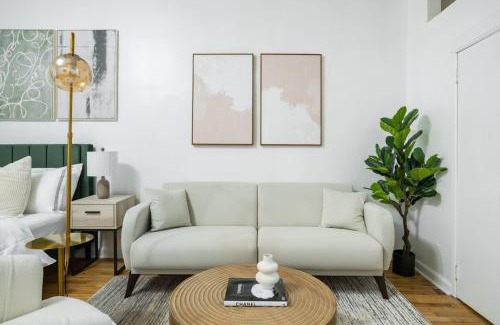 Central Park West Apartment | New Studio in Prime UWS with On-Site Gym & 4-Star Comfort
