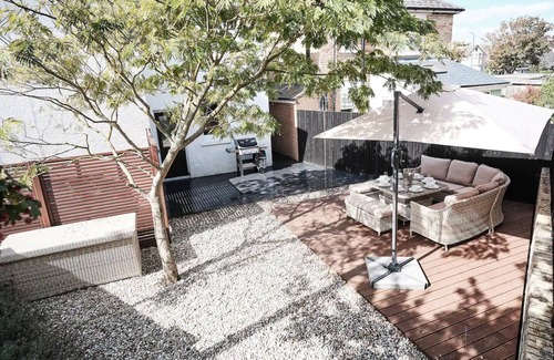 Hythe House | 74 By The Sea - Oceanfront Spa Retreat with Top Ratings