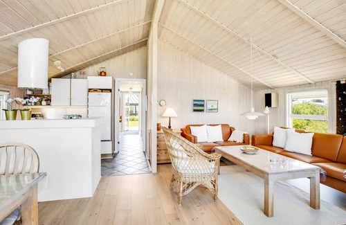 Lakolk House | Spacious 3-Bedroom House for Family Getaways