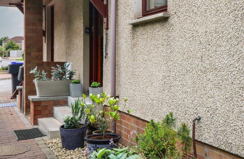 Stonehaven Cottage | 77 MALCOLM'S MOUNT WEST, with a garden in Stonehaven