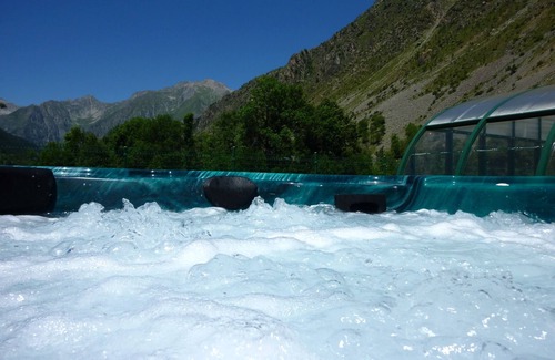 La Chapelle-en-Valgodemard Ski Chalet | Spacious Chalet with Pool & Hot Tub - Rated 10/10!