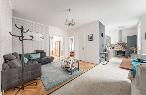 Erzsebetvaros Apartment | 78 sqm Downtown Designer Boho Loft - Astoria